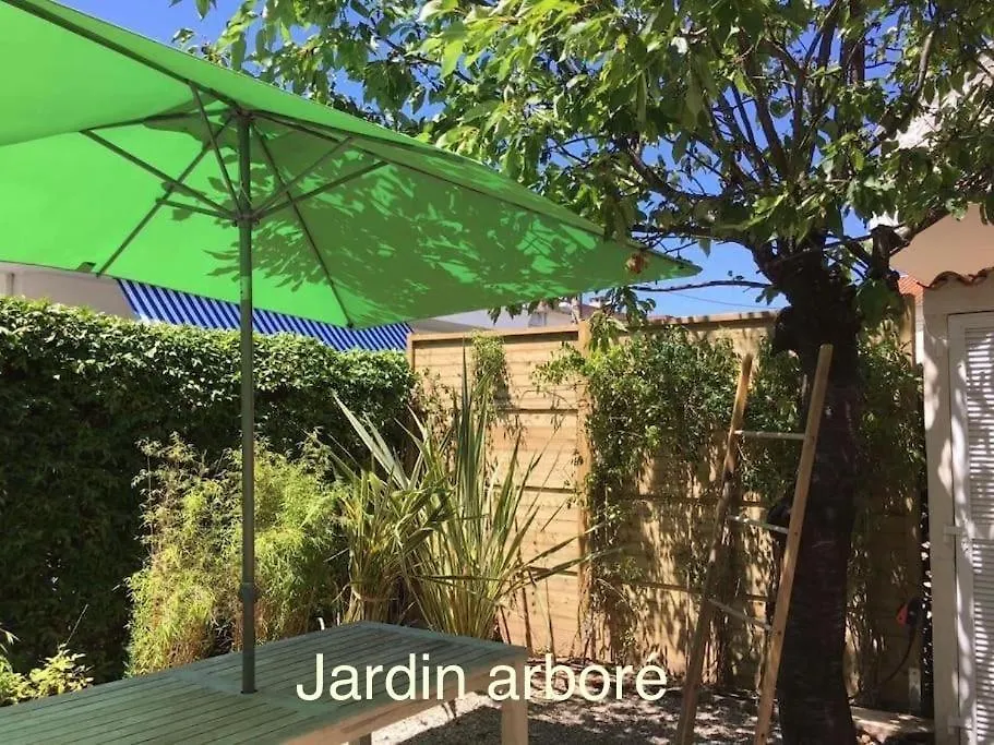 Villa Butterfly - Family Apartment With Garden Near Beach Juan-les-Pins