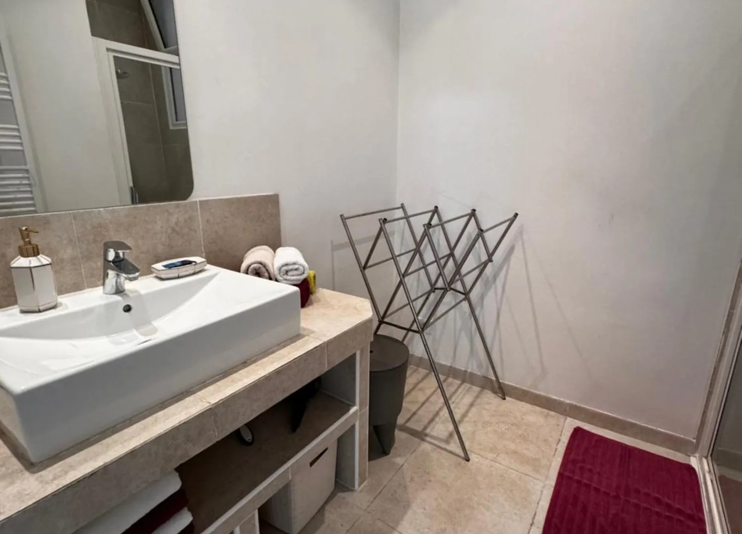 Villa Butterfly - Family Apartment With Garden Near Beach Juan-les-Pins