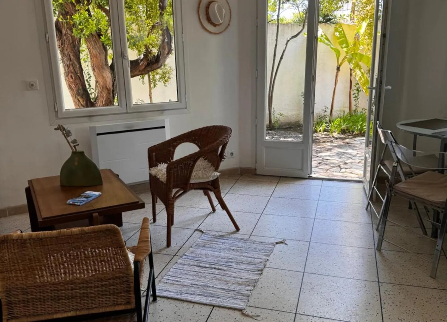 Villa Butterfly - Family Apartment With Garden Near Beach Juan-les-Pins 0*,