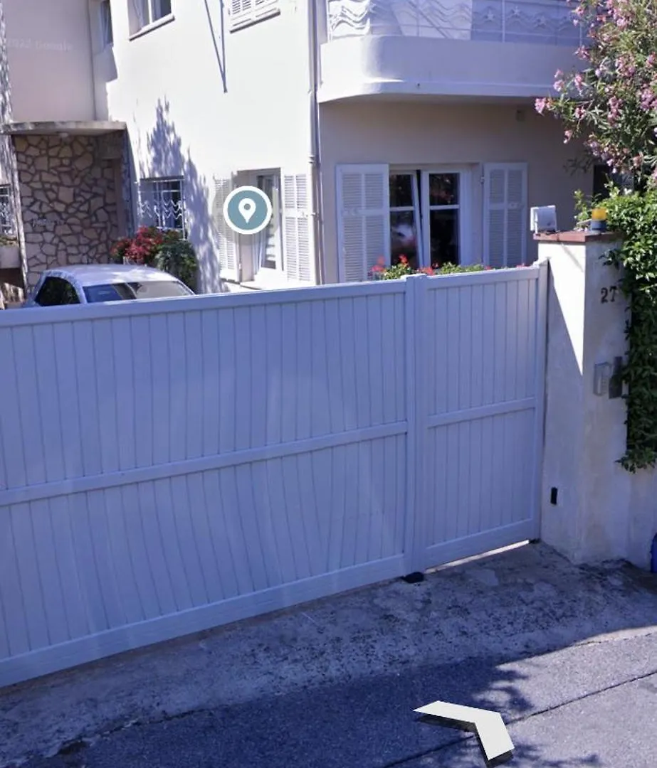 Villa Butterfly - Family Apartment With Garden Near Beach Juan-les-Pins
